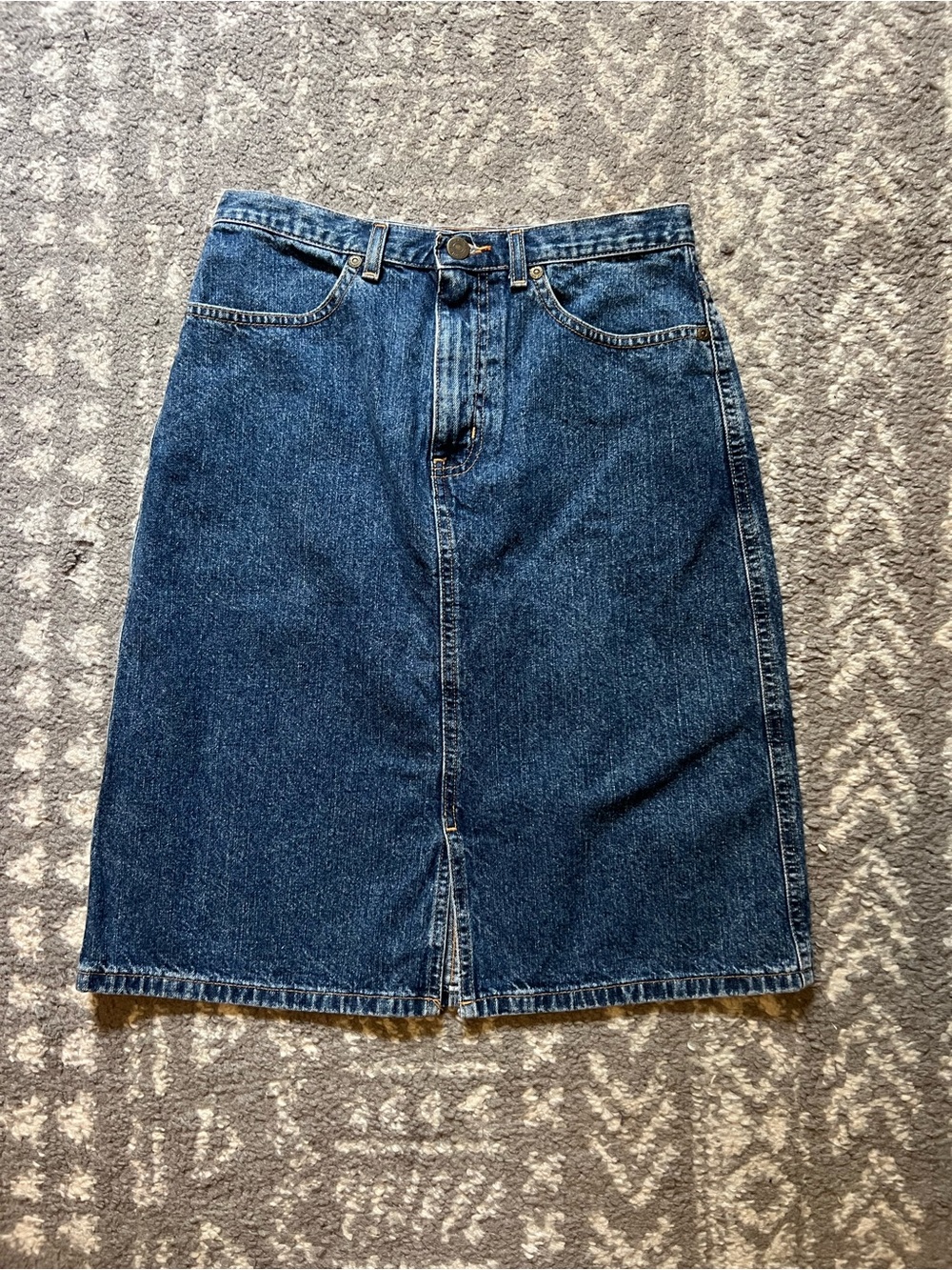 Eddie Bauer Dark Blue Denim Midi Skirt size 4 (Q114)